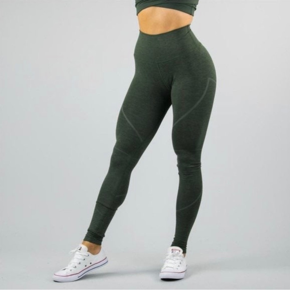 Alphalete Revival leggings